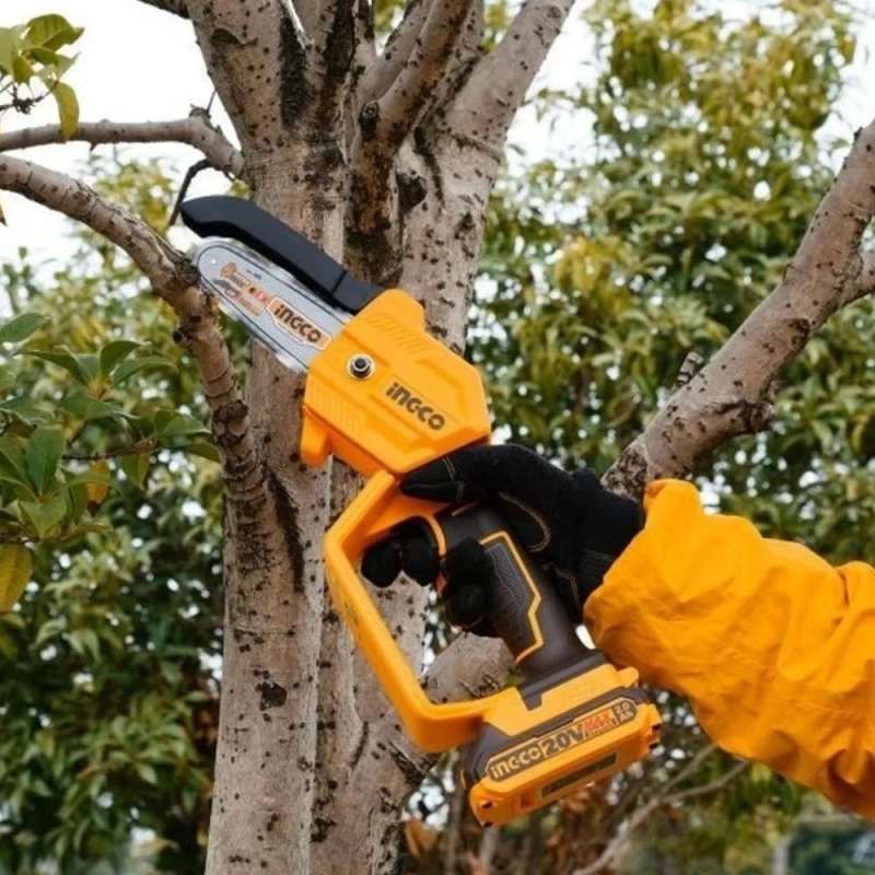 Mini Motosierra a Bateria INGCO CGSLI2058